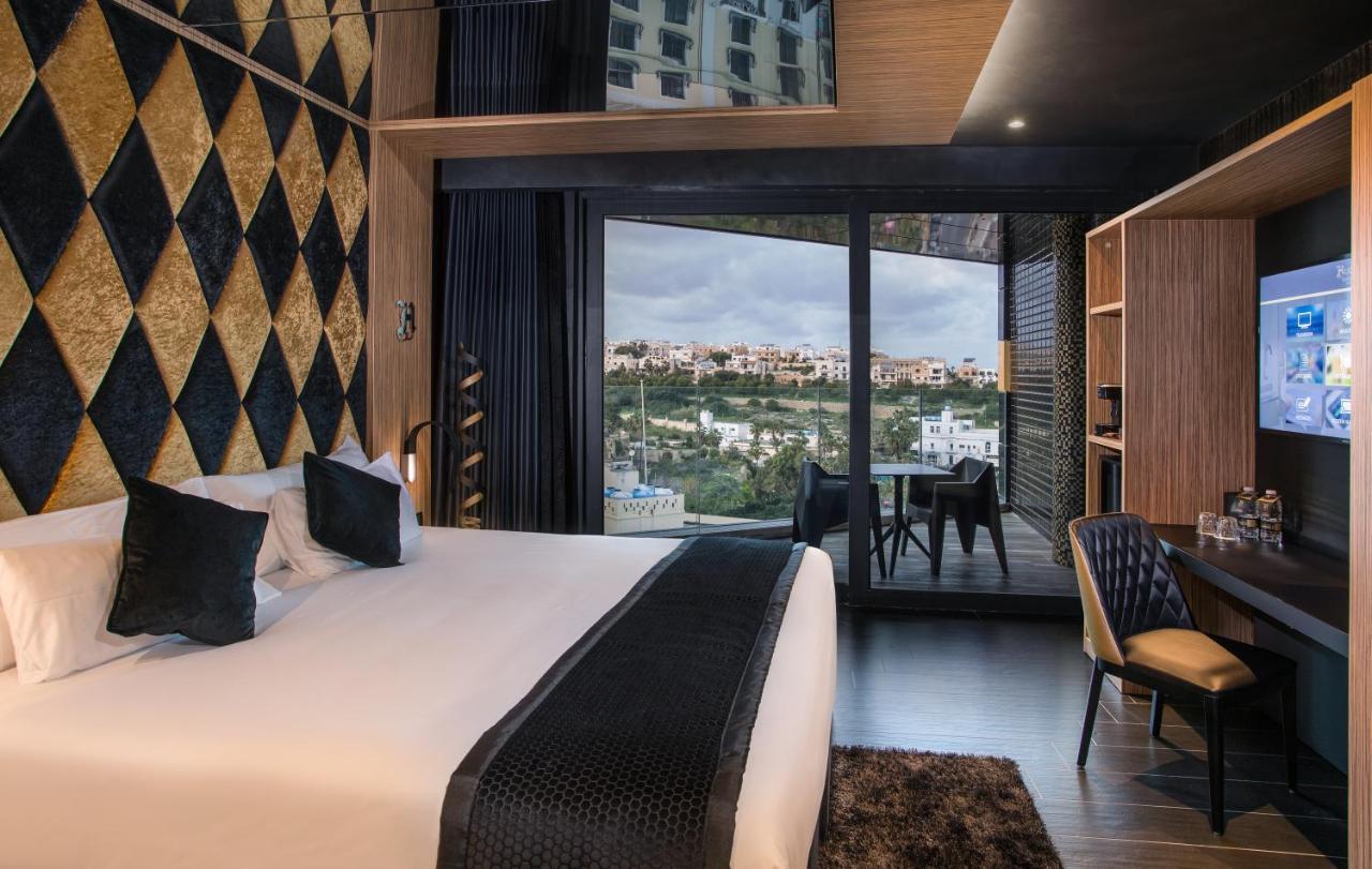 Hotel H & - Adults Only